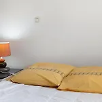 D'hotes Cabassou Du Medoc Bed & Breakfast 3*