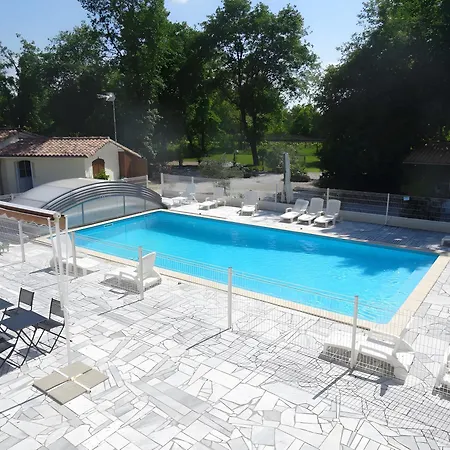 D'hotes Cabassou Du Medoc Bed & Breakfast 3*