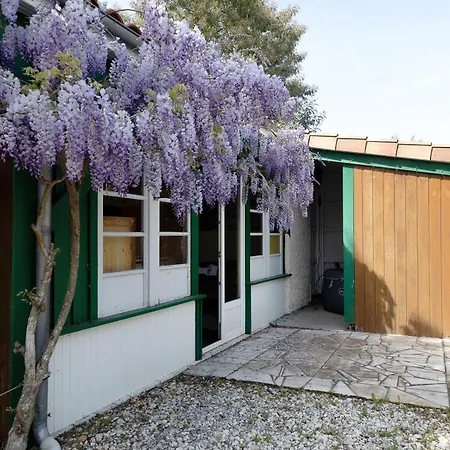 D'hotes Cabassou Du Medoc Bed & Breakfast