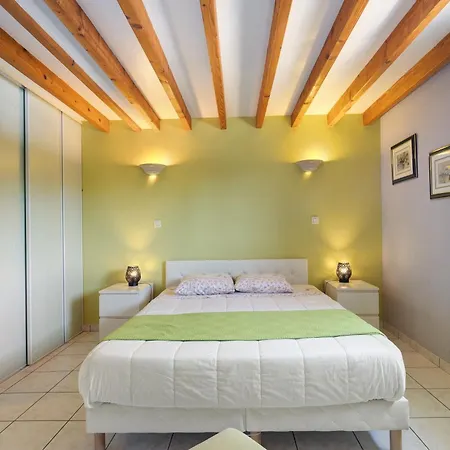 D'hotes Cabassou Du Medoc Bed & Breakfast 3*