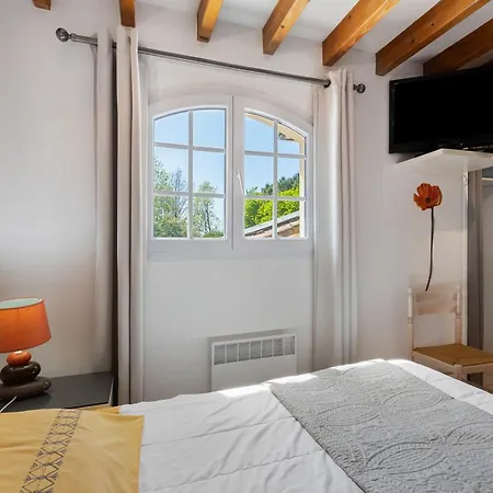 D'hotes Cabassou Du Medoc Bed & Breakfast