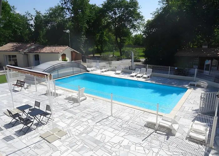 D'hotes Cabassou Du Medoc Bed & Breakfast 3*